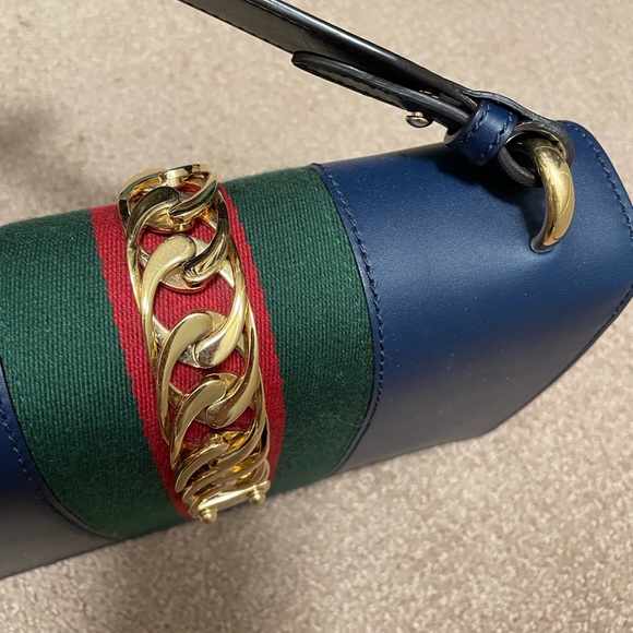 Gucci Sylvie small shoulder bag blue - Picture 5 of 10